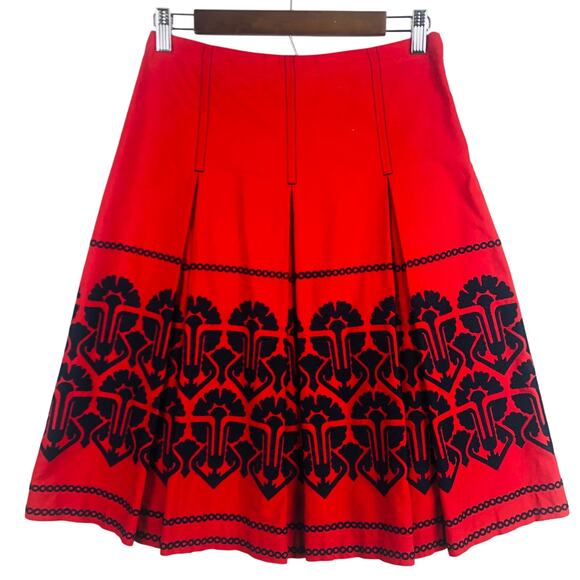 Max Mara Weekend 100% Cotton Skirt Pleated Womens Size 4 Red/Black Embroidered - Picture 1 of 15